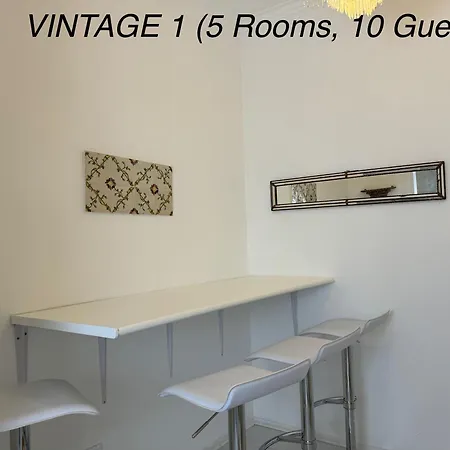 Alfama Vintage 1 Guests - Alfama Vintage 2 Five Guests - Alfama Vintage 3 Three Guests Lissabon