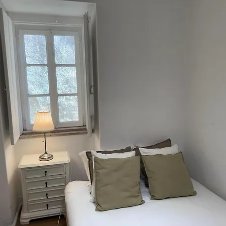 Alfama Vintage 1 Guests - Alfama Vintage 2 Five Guests - Alfama Vintage 3 Three Guests Lissabon