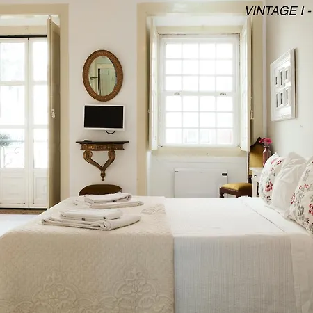 Alfama Vintage 1 Guests - Alfama Vintage 2 Five Guests - Alfama Vintage 3 Three Guests Apartament