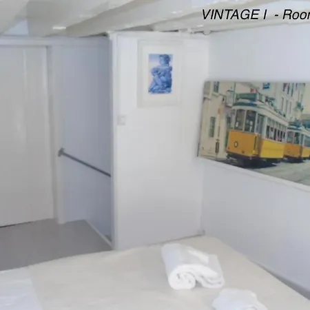 Alfama Vintage 1 Guests - Alfama Vintage 2 Five Guests - Alfama Vintage 3 Three Guests Apartament