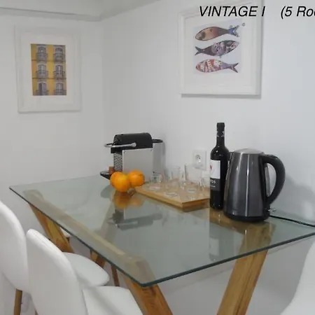 아파트 Alfama Vintage 1 Guests - Alfama Vintage 2 Five Guests - Alfama Vintage 3 Three Guests 리스본