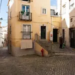 Alfama Vintage 1 Guests - Alfama Vintage 2 Five Guests - Alfama Vintage 3 Three Guests Apartman Lisboa