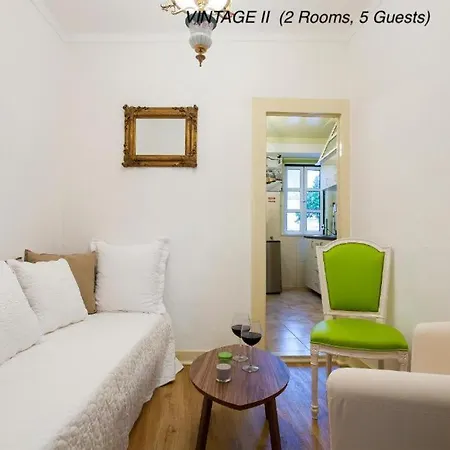 Alfama Vintage 1 Guests - Alfama Vintage 2 Five Guests - Alfama Vintage 3 Three Guests דירה